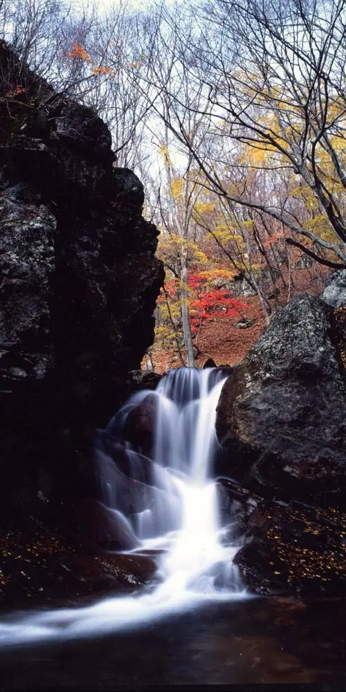 Endogataki and Mikazuki Falls