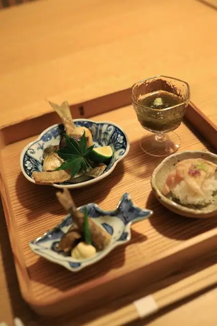 Nagi Saryo Moji Shima