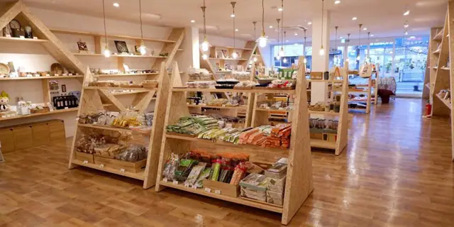 Sukagawa Tourism and Products Hall flatto