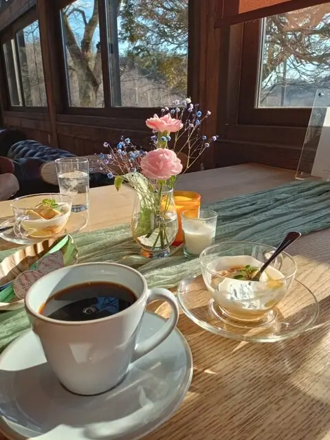 Antique The yodge brunch