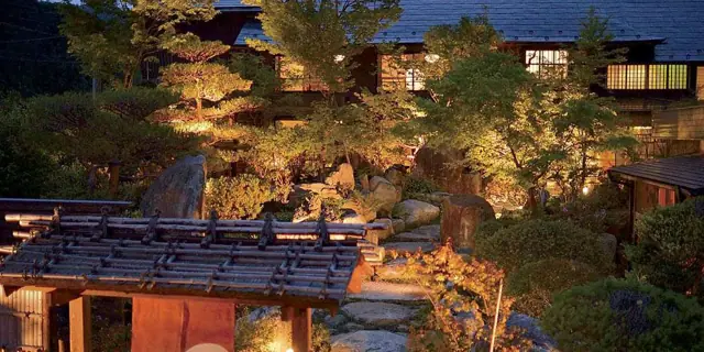 Oku-Tamakawa Onsen Suwaya