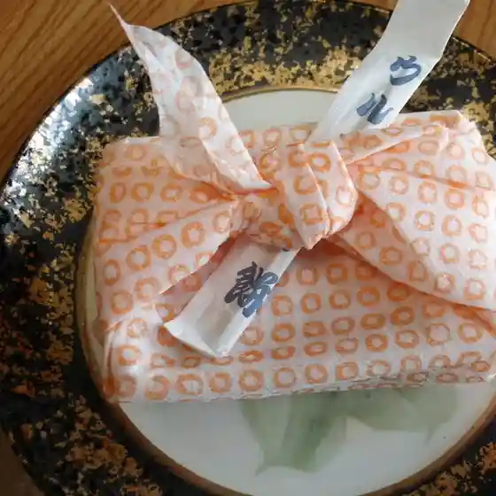 成屋菓子舗