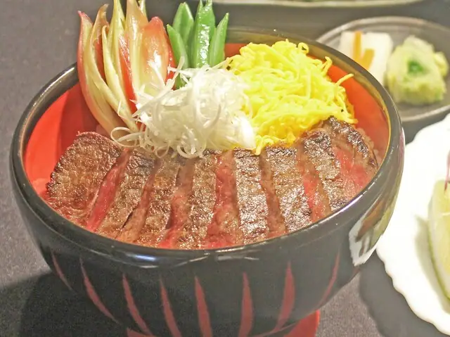 Yama Sato