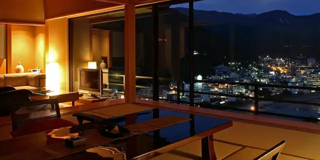 Gero Onsen Koyoi Tenku Ni Asobu Shogetsu
