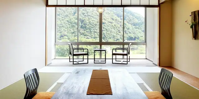 Usho No Ie Sugi Yama