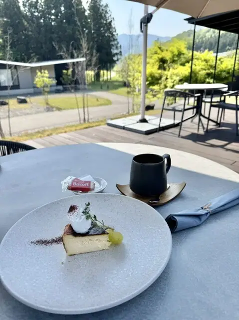 Cafe TEF