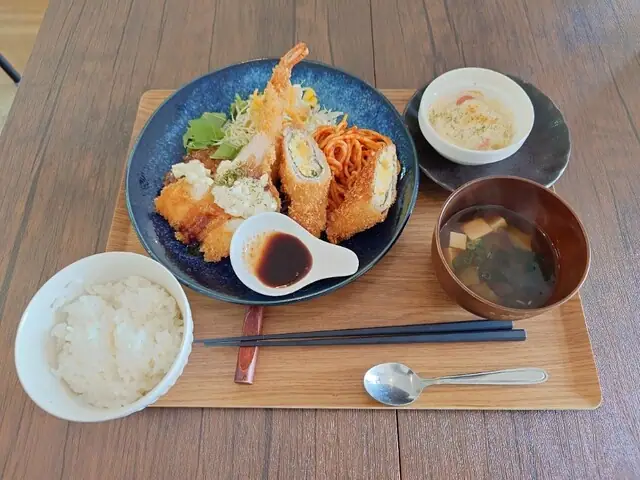 Suzu cafe