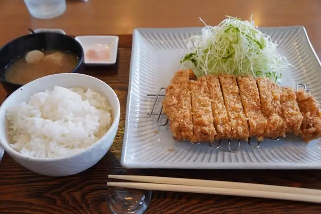 Chisanatonkatsuyasan 106M