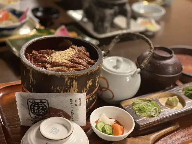 Miwa Ya Hon