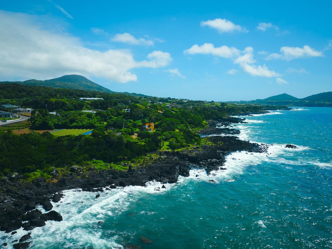 Abunze Lava Coast