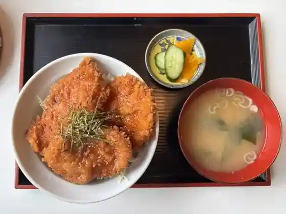 Tamaya Doraibu Inn O Shokuji Tokoro
