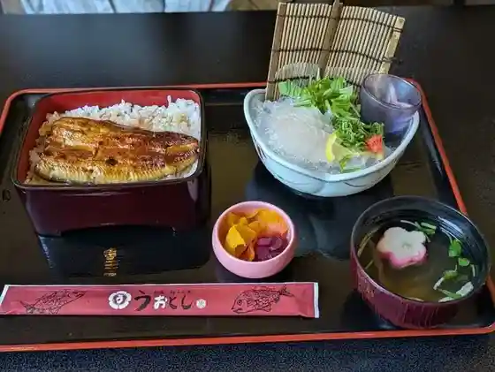 Kawazakana Kyodo Jun Na Uotoshi
