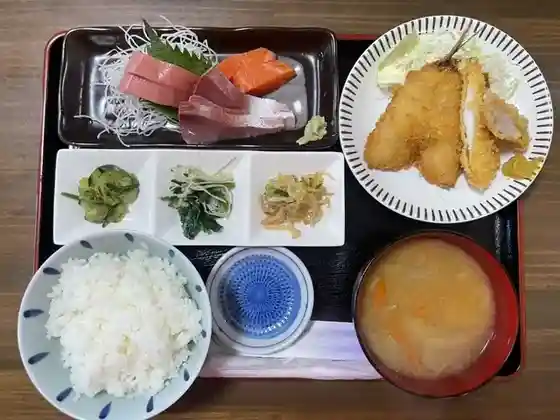 Nomi Kui Tokoro Nukesaku
