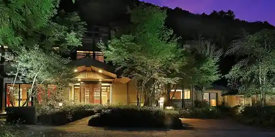 Shima Onsen Shika Nozoki No Yu Tsuruya