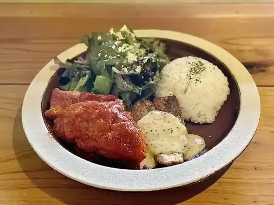 Ko Minka Cafe Kuina