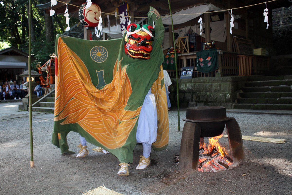 Miyagino Yutate Lion Dance
