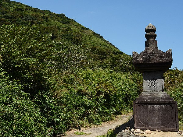 Tada no Mitsunaka's Tomb
