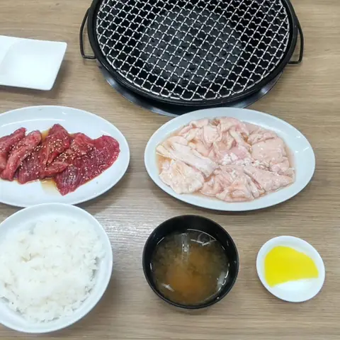 Yakiniku Teishoku Reimen Ajiraku-en Michi-no-Eki branch