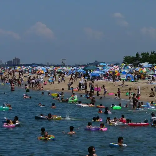 Pichipichi Beach (Hakotsukuri Beach)