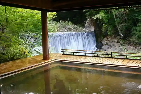 Yakushi Hot Spring (temporarily closed as of August 31, 2024)