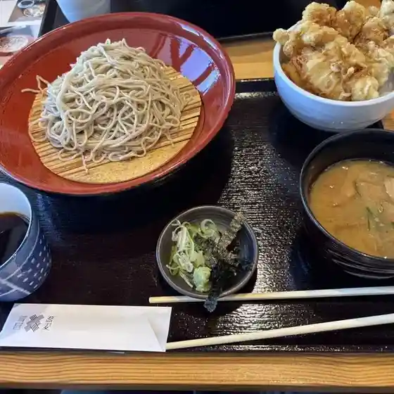 蕎麦 雪屋 アルティモール東神楽店