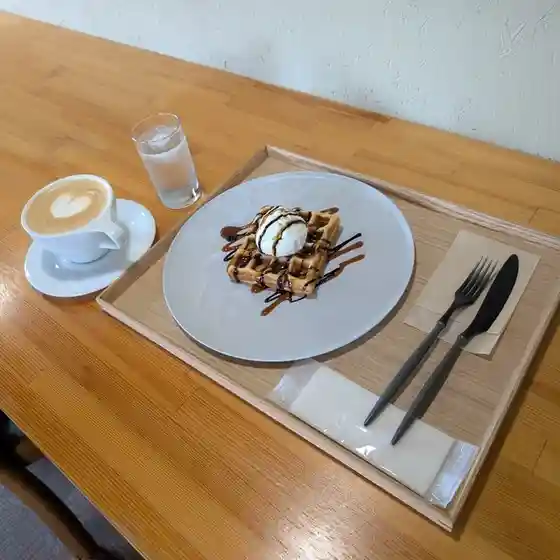 ARROWS COFFEE&BAGEL