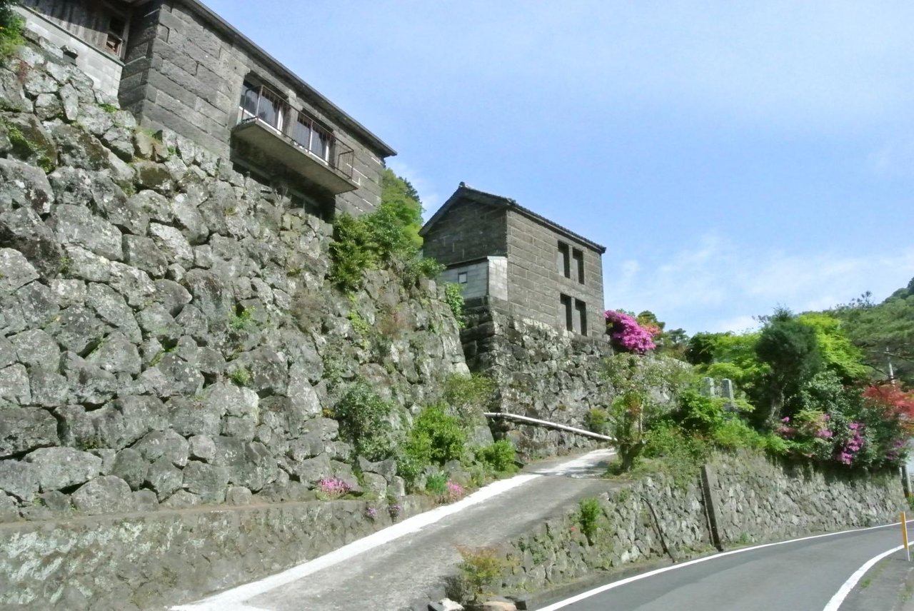 Togawa Stone Wall Village