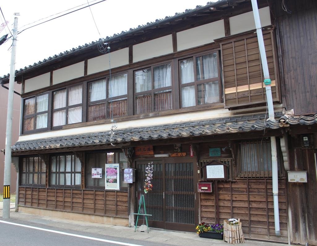 Nagayama Residence (Akashiya)