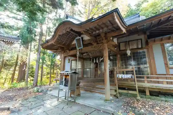 Gumonji Temple (Mt. Iwaki)