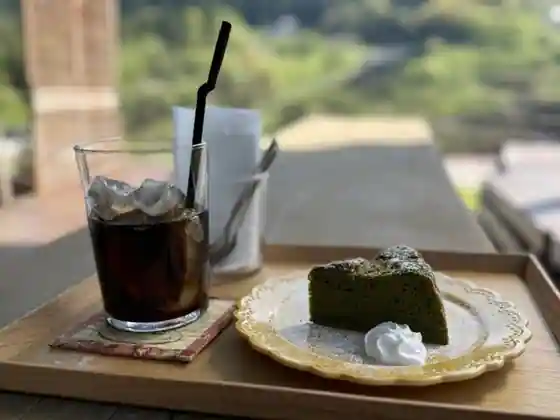 Tanada Cafe Ini Mini Manimo