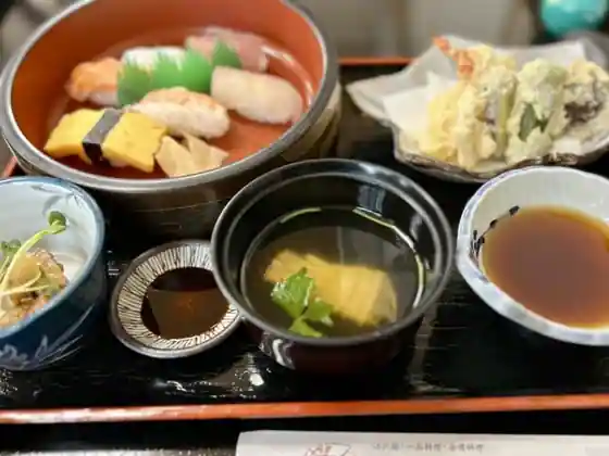 Edomae Ippinryori Sushiyanagi
