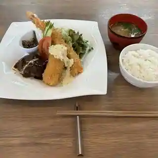 Taberi Cafe