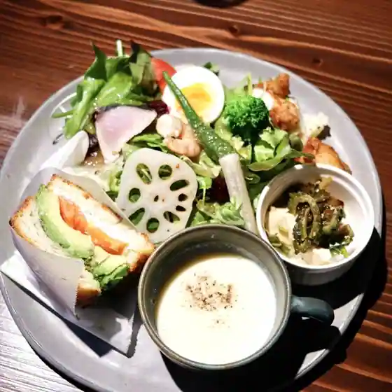 Bakery Restaurant Deguchi To Iriguchi