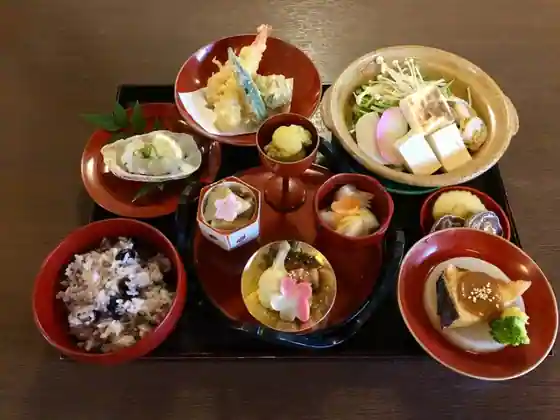 Heki Cha-ya