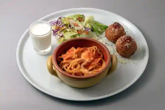 Italian Kitchen VANSAN Parutei Fuji Saka