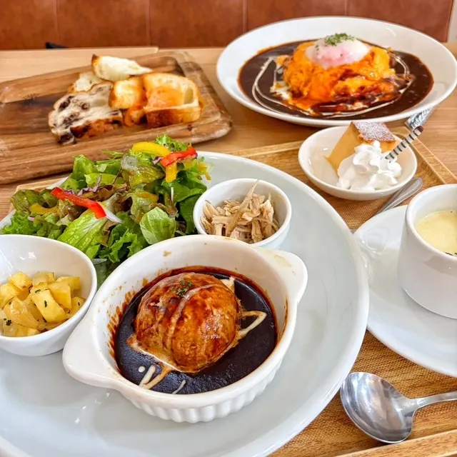 TAKENO FARM トリアス久山店