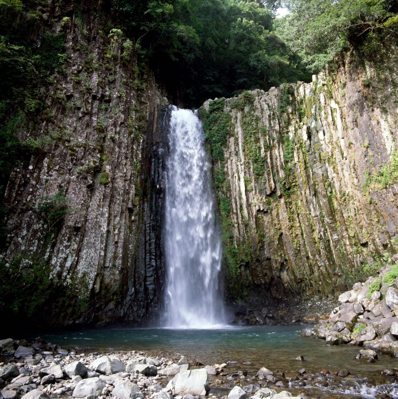 Kaname Falls