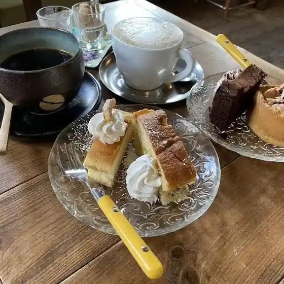 エイチ・エス カフェカフェ