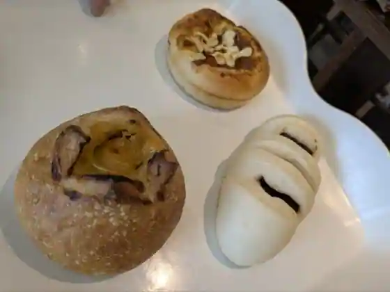 パン工房 幸福堂