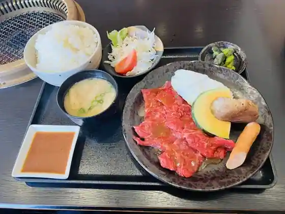 焼肉 鈴