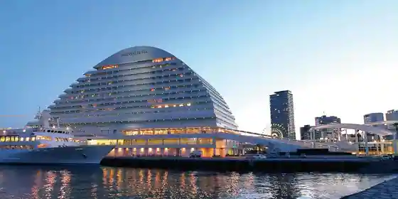Kobe Meriken Park Oriental Hotel