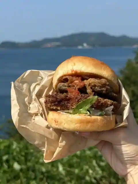 Awaji Shima Burger Awaji Shima Onion Kitchen Uzumachi Terrace
