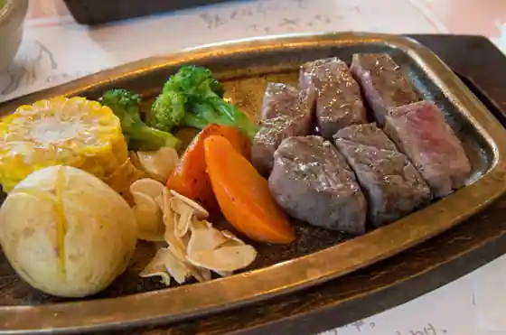 但馬ビーフレストラン楓