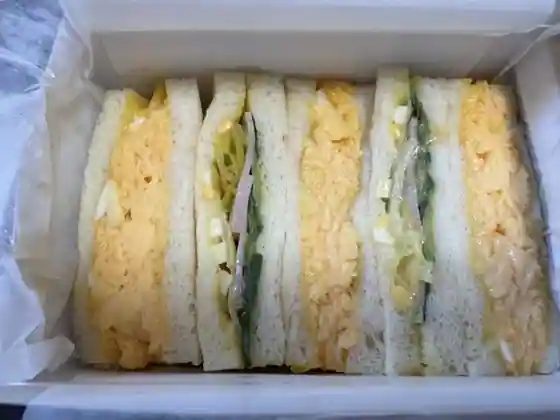 Sandouitchi Ruman Takarazukaminamiguchi Hon