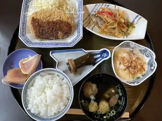 Niku To Yasai To Sakana No Ryori Takeuchi