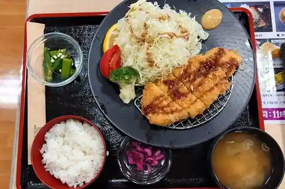 お食事処 華こぶし