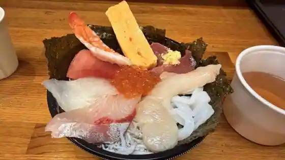 Akatsu Suisan Michi No Eki Osakana Center