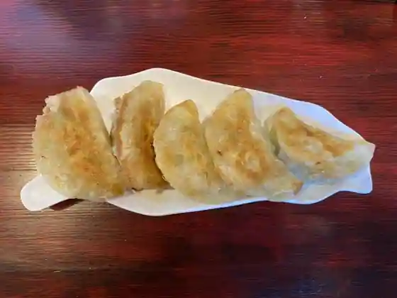 手作り餃子の劉さん