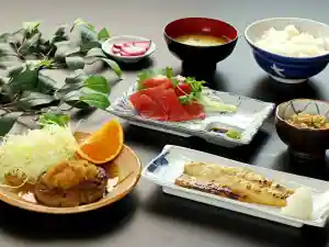 Retro Na Shokudo Wo Itonamu Nara Ryokan