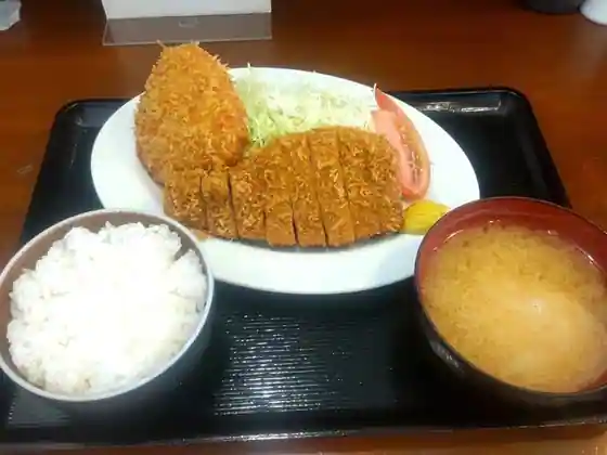 とんかつ いそ